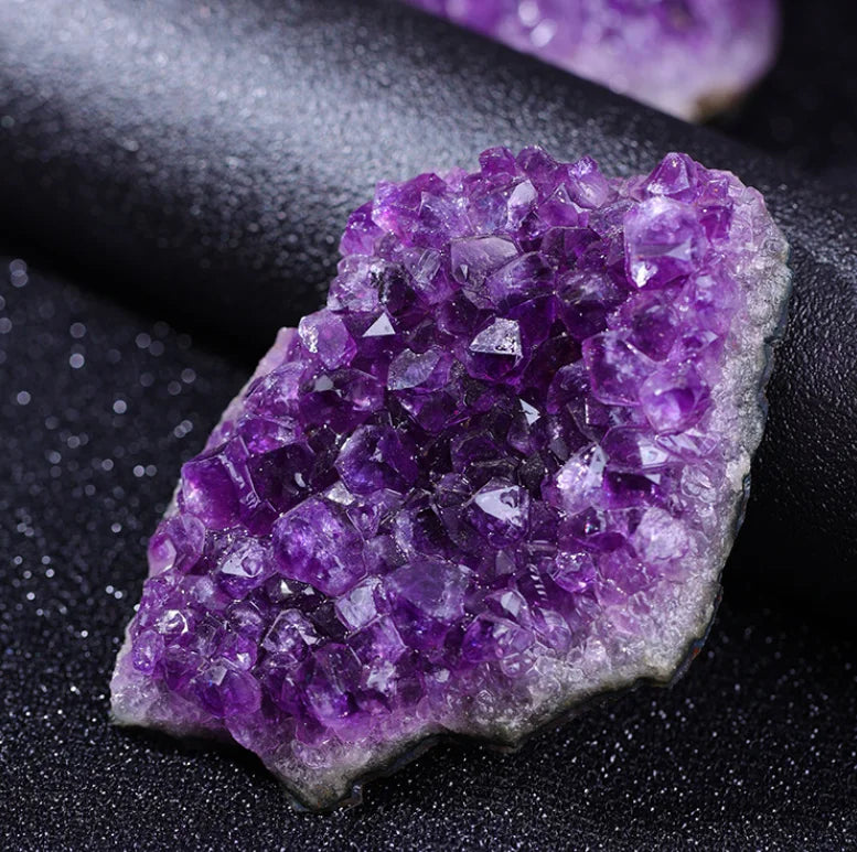 Natural Amethyst Geode Wand – Healing Crystal & Home Decor