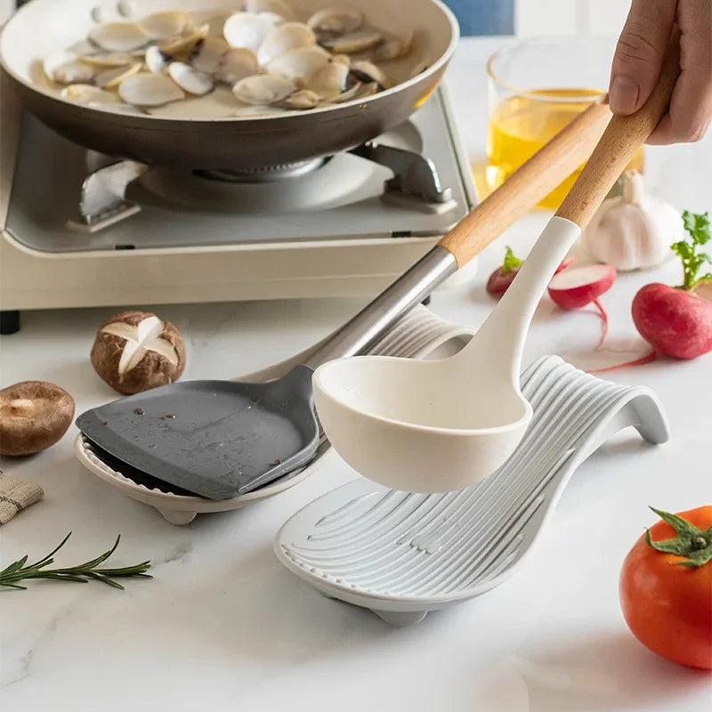 1/4Pcs Silicone Spoon Holder – Heat-Resistant; Handy Kitchen Essential!